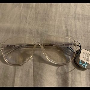 QUAY blue light glasses